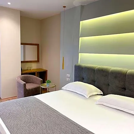 Light Hotel Babrru
