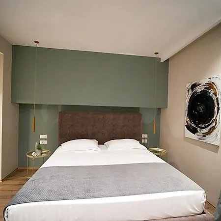 Light Hotel