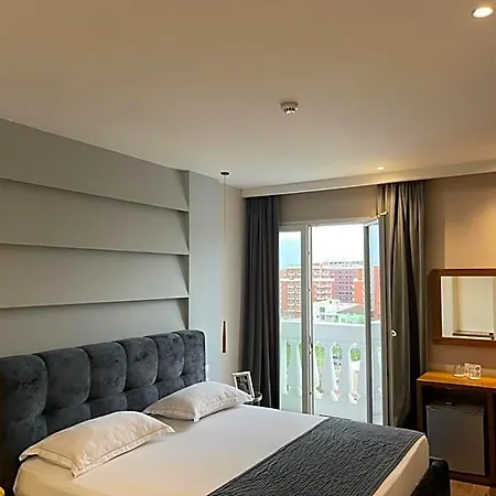 Light Hotel Babrru
